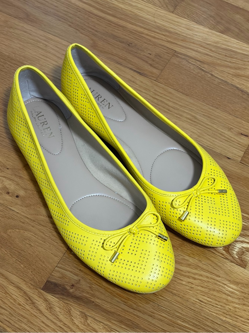 LAUREN Ralph Lauren Yellow 100% Leather Flats with bow